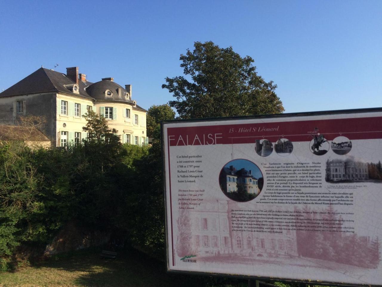 Castel Saint-Leonard Bed & Breakfast Falaise  Exterior photo